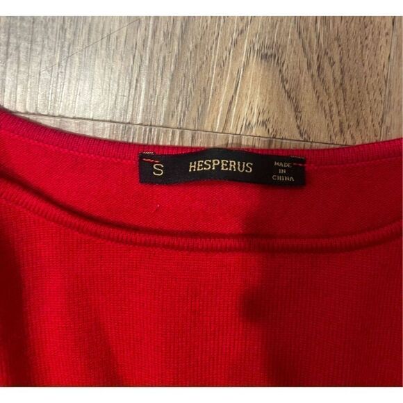 HESPERUS Natasha Square Neck Long Sleeve Knit Top in Red- sweater size S - Picture 6 of 6